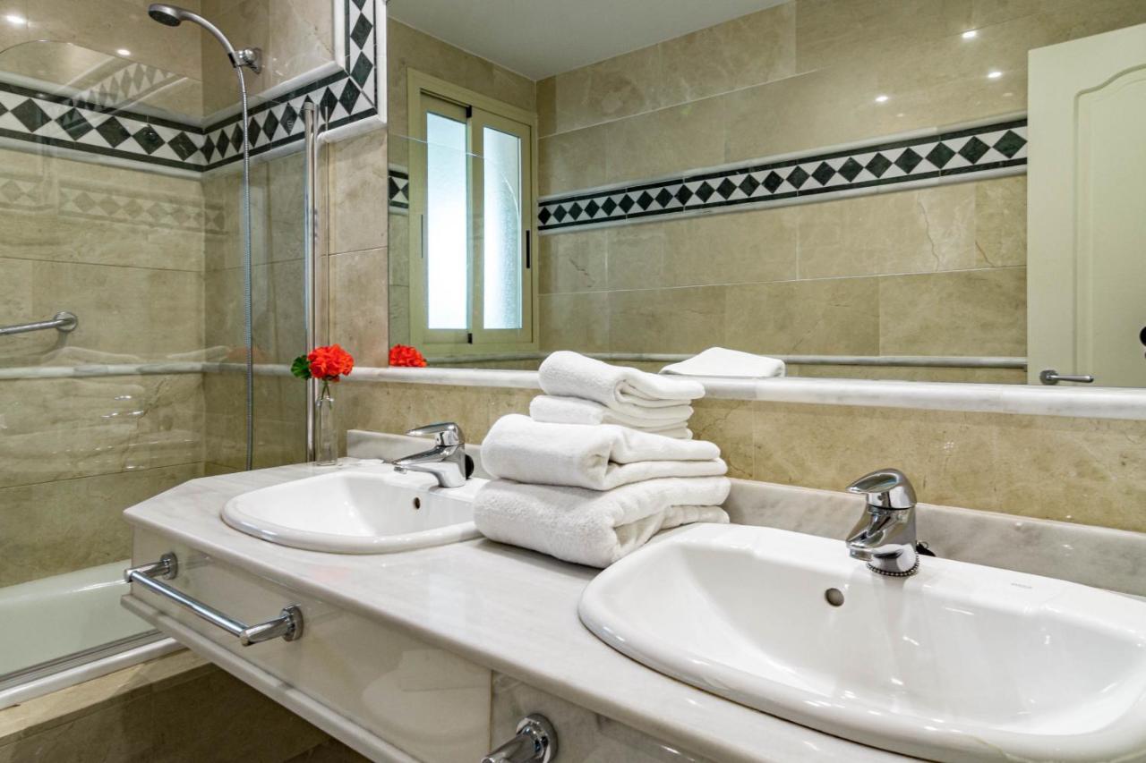 Fa- Luxury 2 Bedroom Apt Fuente Aloha マルベーリャ エクステリア 写真