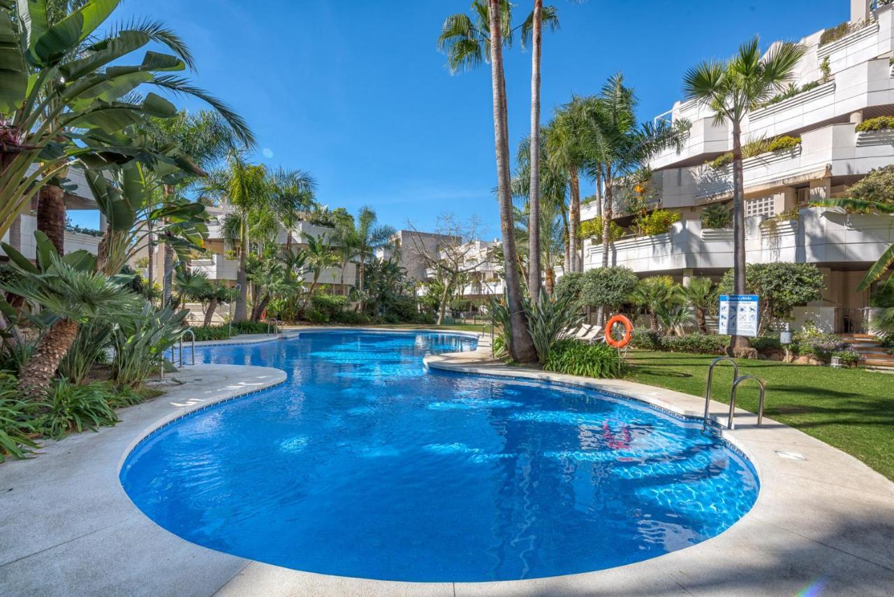 Fa- Luxury 2 Bedroom Apt Fuente Aloha マルベーリャ エクステリア 写真